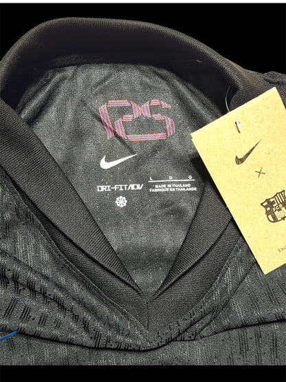 FC Barcelona × Travis Scott – Jersey Negra Alternativa (Cactus Jack) - Versión Jugador